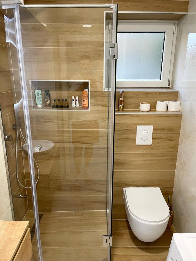 Anet Apartman Visoko Exterior foto